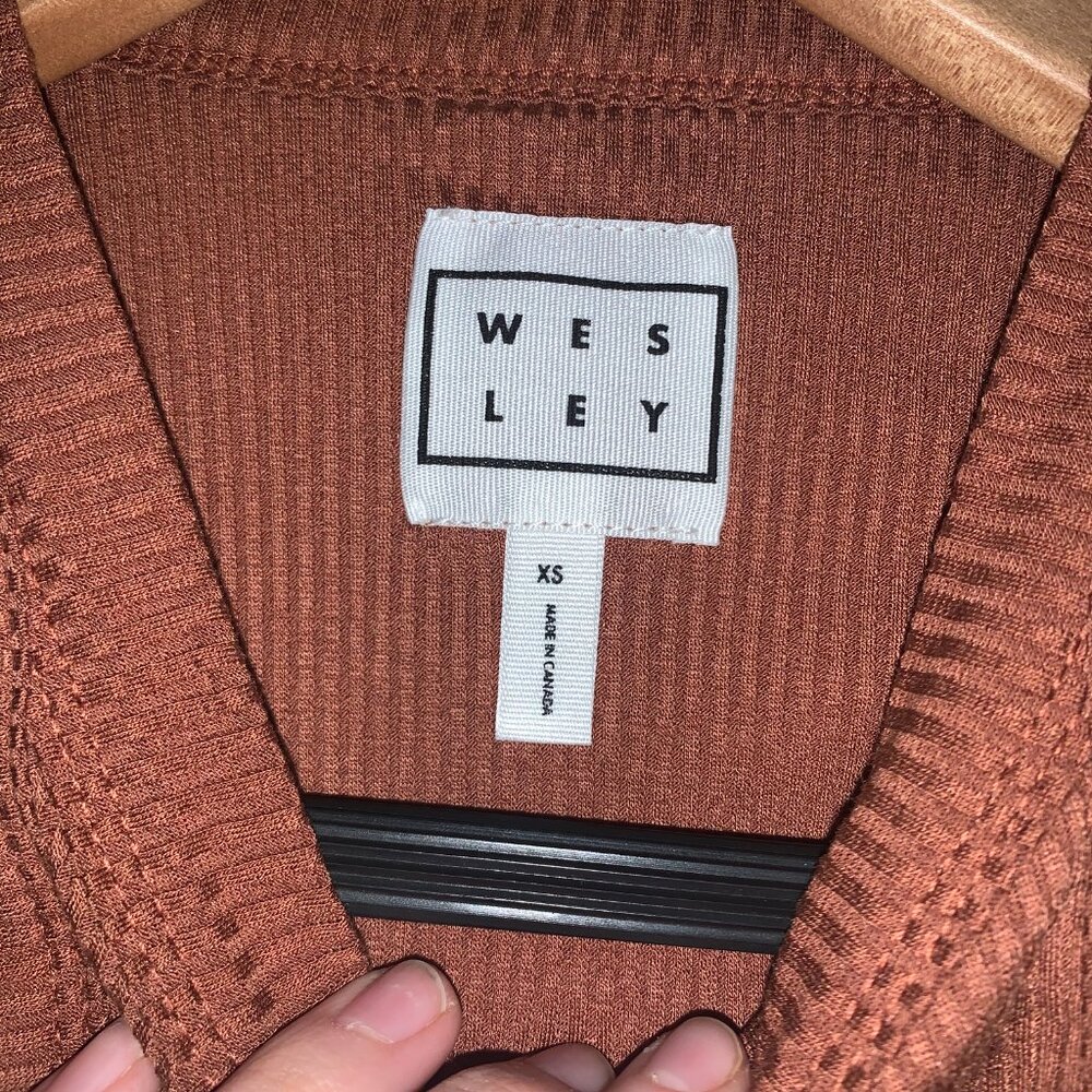 Wesley Ribbed Tank - Picture 2 of 3